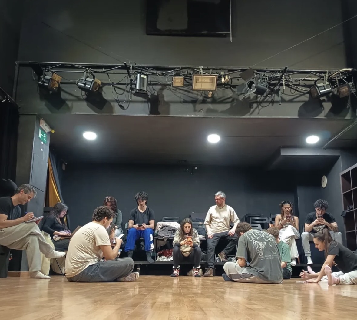 Mestre dirigiendo en escena en Forja